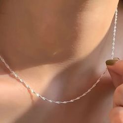 Pretty Stainless Steel Twisted Thin Chain Style Necklace 