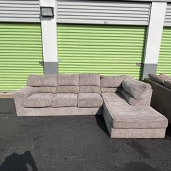 Sectional Couch 