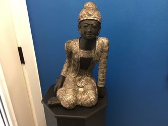 Resting Lady Buddah Sculpture 17”x10” Beautiful Details