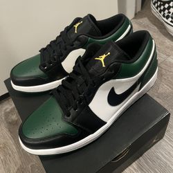 Jordan 1   9.5M Green Toe