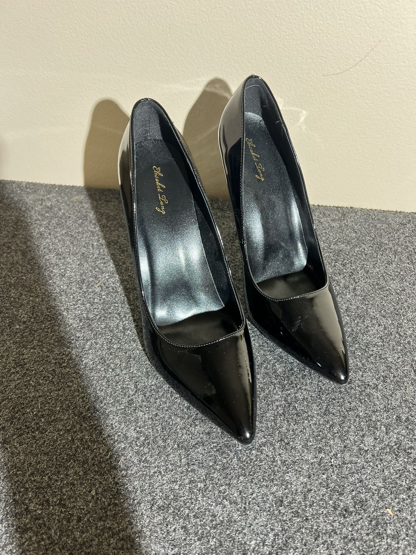 Elisabeth Tang black patent leather classy elegant heel pointed toe, Sz 11
