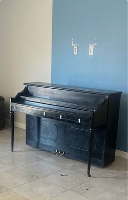 Grand Piano