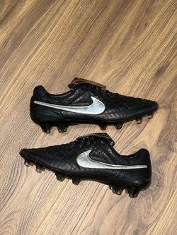 Nike Tiempo Legend V Totti size 10