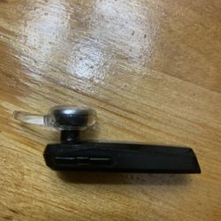 Plantronics Explorer 80 Bluetooth Wireless $ 25 or best offer