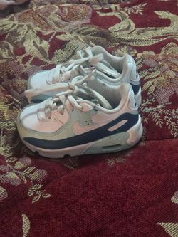 Nike toddler shoes