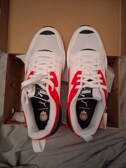 Puma X-Ray Chivas (White/Peacoat/Red)
Size: Men’s 9.5