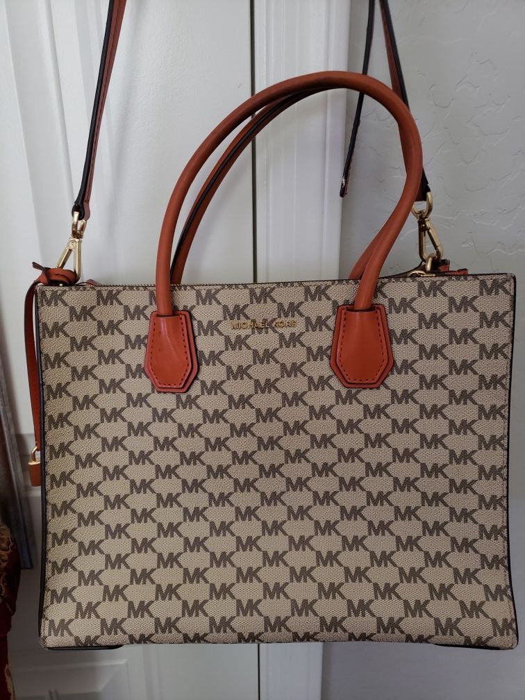 Purse Handbag for Sale in Mesa, AZ - OfferUp