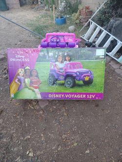Disney voyager 12v powerwheel toy