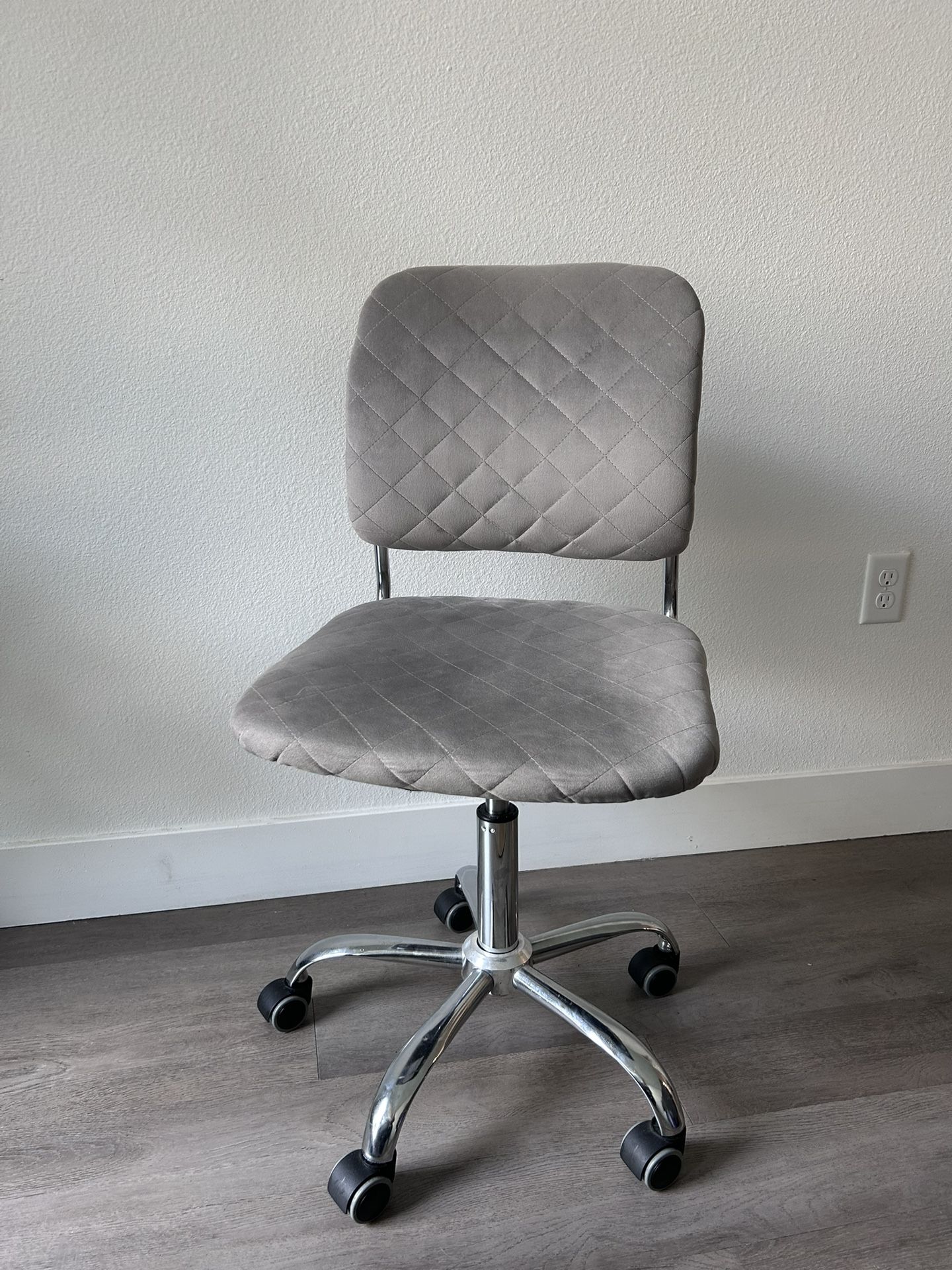 Velvet Gray Desk Chair