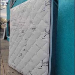 Queen Mattress Pillow Top