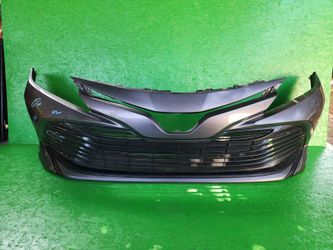 2018-2020 TOYOTA CAMRY LE/XLE FRONT BUMPER OEM 52119-06D90