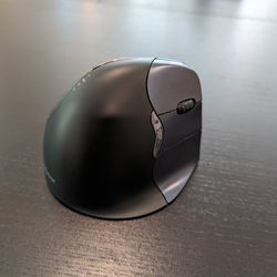 Evoluent Wireless Vertical Mouse 4 (Right Handed)