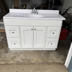 Bathroom Vanity 