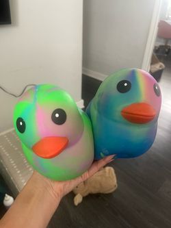 TRADE: Sunny Day Squeeeze Ducks