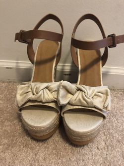 8.5 espadrille wedges - never worn