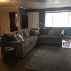 Sectional Couch 