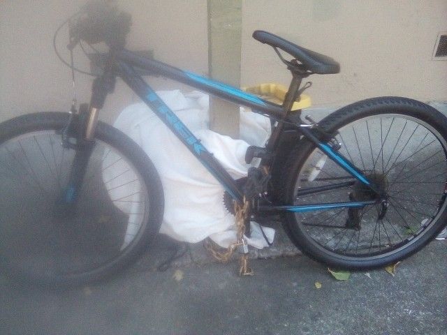 TREK BIKE