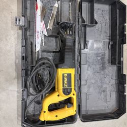 DEWALT Reciprocating Saw 
