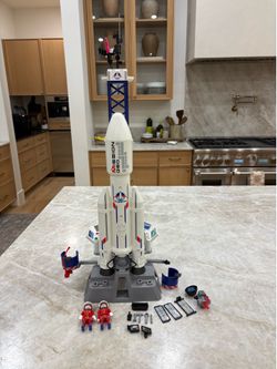 Playmobil set: space shuttle with launch pad