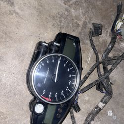 2004 R1 Speedometer 