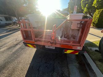 Tailgate step ladder