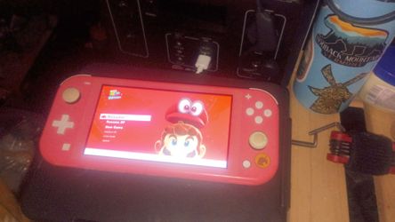 Nintendo Switch Lite - 3 Games included ( Animal Crossing Edition )