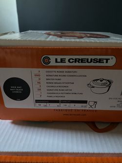 Le Creuset /MAKE OFFER