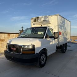 2023 GMC Savana Thermo King Box Truck 