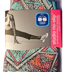 (20 Pairs $2 Each)Asics Women's Studio No-Slip Single Tab Toeless Socks