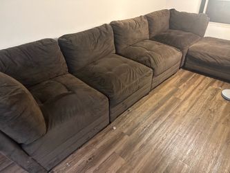 FREE Large Brown Sectional + Ottoman — MUST PICK UP BY NOON TOMORROW