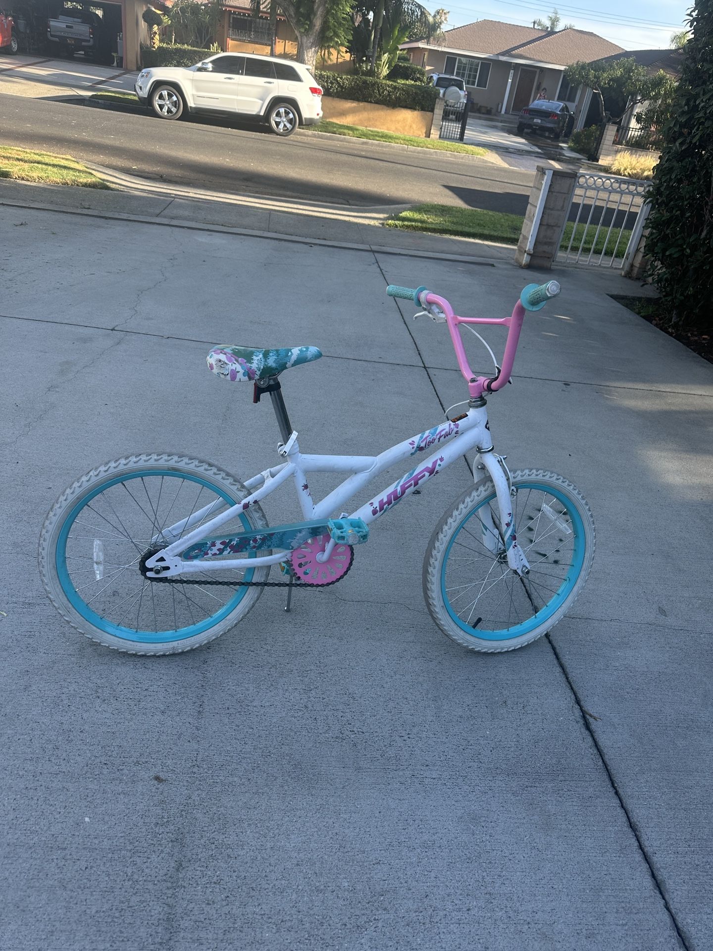 Huffy Girl Bike 20’