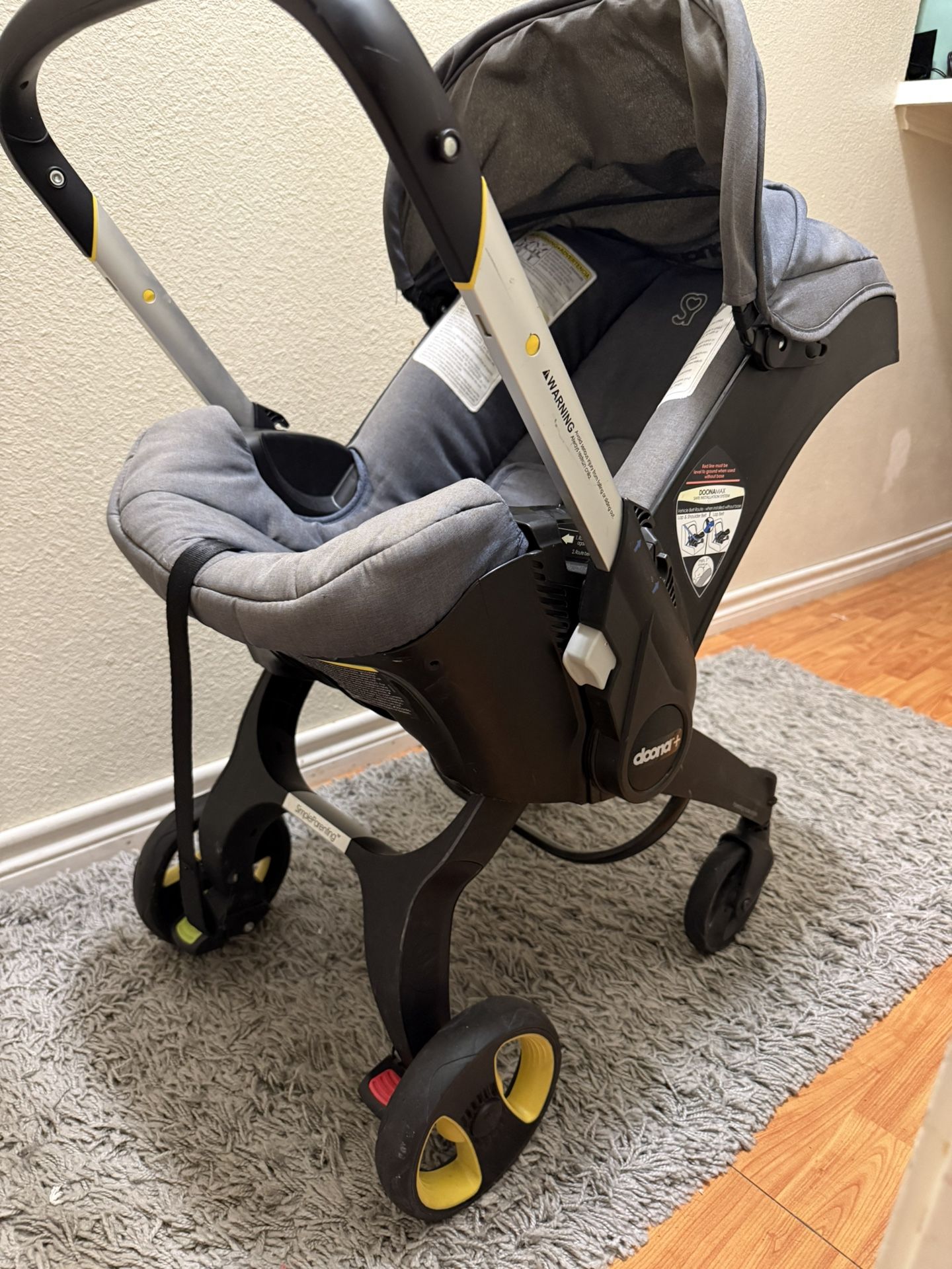 DOONA carseat/ stroller