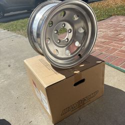 16×8 Aluminum Wheels – 5×4.5 (5×114.3) – 3¼″ Center Cap – Truck/Jeep/F-150/Ranger