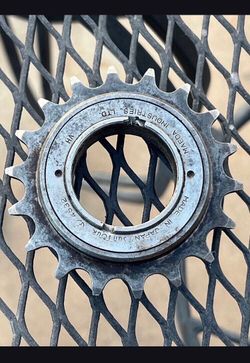 SUNTOUR vintage 18T Freewheel