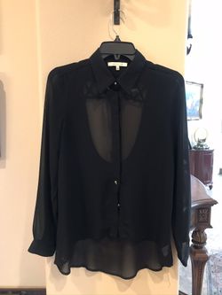 Black top size large