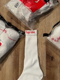 Supreme socks