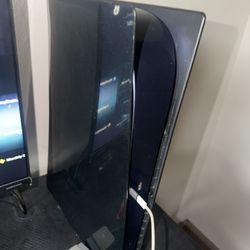 PlayStation 5 (Disc Version) Or trade For Sony a6400 Or Sony a7iii Camera 