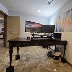 Desk And Vivo Desk Converter