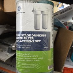 GE
Dual Stage Drinking Water Replacement Filter