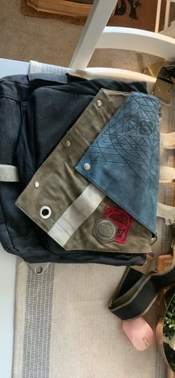 Destiny 2 Frontiers Messenger Bag