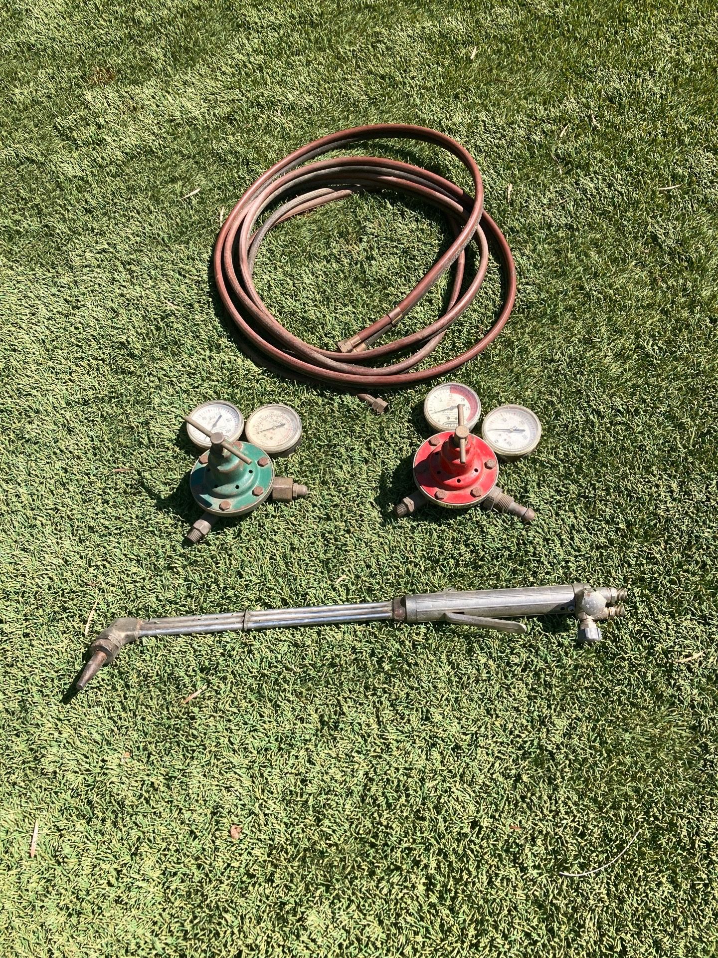 Cutting torch, gas & oxygen gauges and hose