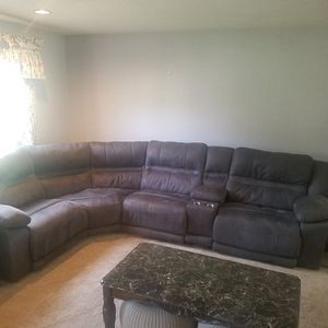 New And Used Couch For Sale In Lansing Mi Offerup