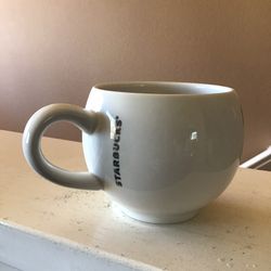 Starbucks White Round Collectible Coffee Mug