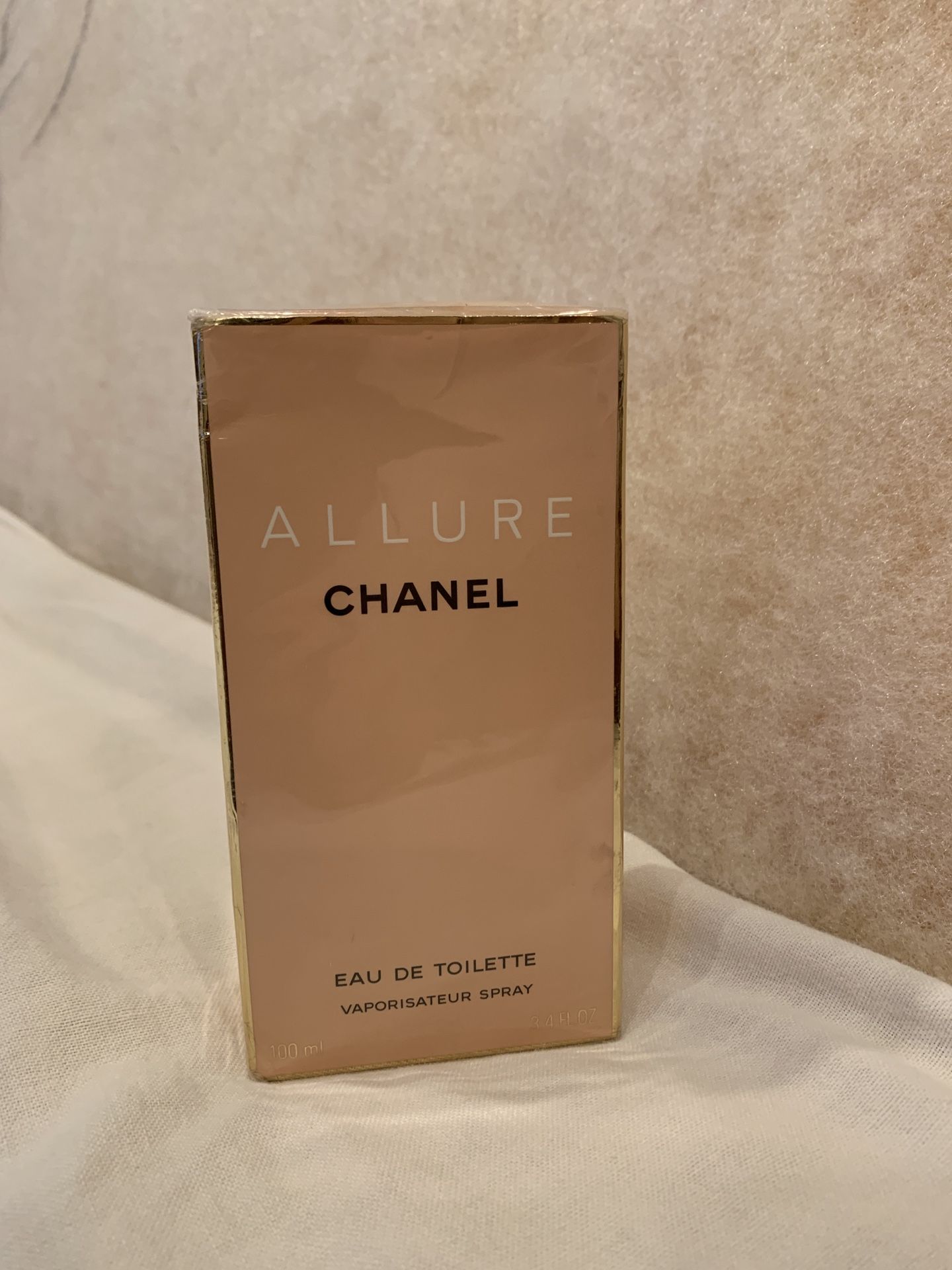 Allure Chanel Perfume