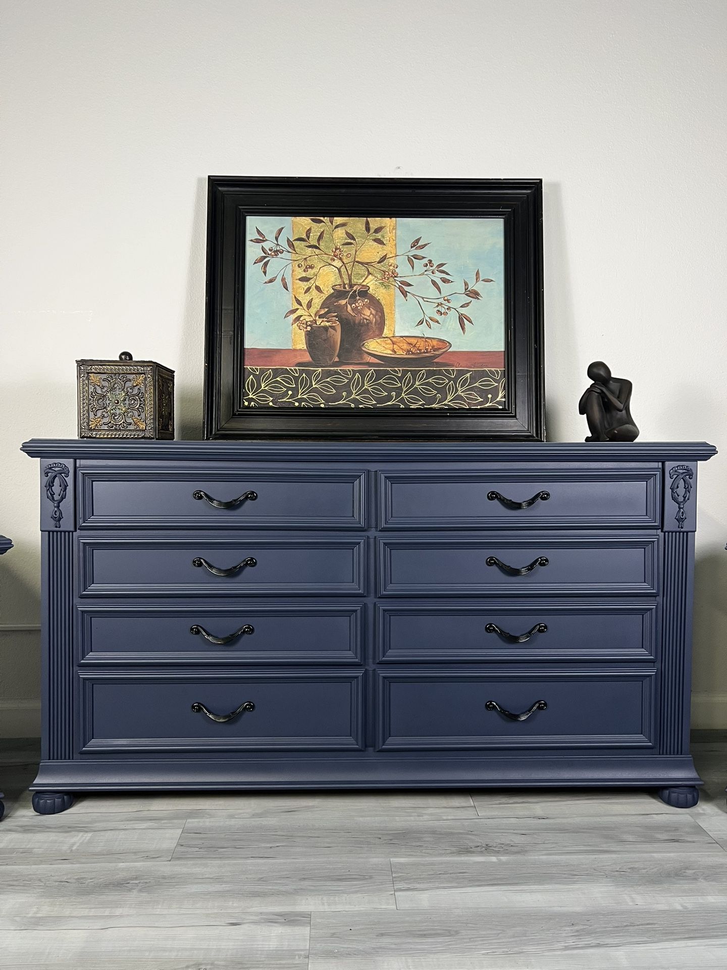 Beautiful Refinished Bassett Dresser + 2 Nightstands Set — Navy Blue | Solid Wood ✨