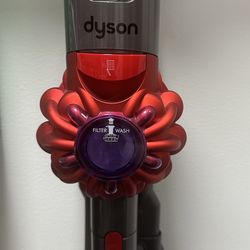 Dyson Stick Vacuum V8