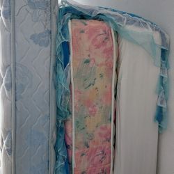 Moving Sale, Matress