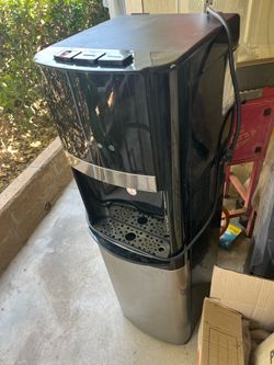 Water dispenser