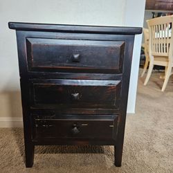 Rustic Black Wood 3-Drawer End Table / Nightstand – Great DIY Project!