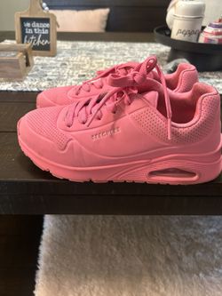 Skechers